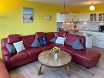 Wohnzimmer der Ferienwohnung "Willkommen bei den Hartmanns" in Wittdün auf Amrum - Ferienwohnung „Willkommen bei den Hartmanns" - Top-Hundeurlaub
