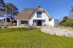 Hauptansicht - Reetdach-Villa Retreat - Top-Hundeurlaub