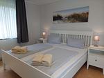 Schlafzimmer - Haus Dietrich Wohnung 1 - Top-Hundeurlaub