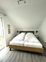 Schlafzimmer - Haus Nr. 17, Ferienhaus Deichgraf - Top-Hundeurlaub