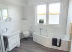 Badezimmer - Haus Nr. 22, Ferienhaus Deichgraf - Top-Hundeurlaub