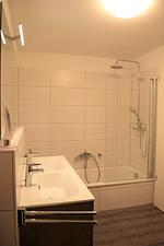 Badezimmer - Haus Nr. 24, Ferienhaus Fischerhus - Top-Hundeurlaub