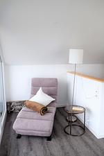 Wohnzimmer - Haus Nr. 23, Ferienhaus Deichgraf - Top-Hundeurlaub