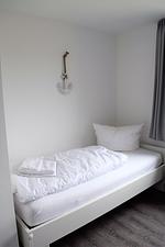 Schlafzimmer - Haus Nr. 21, Ferienhaus Fischerhus - Top-Hundeurlaub