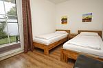 Schlafzimmer - FeWo 01: Terrasse, Garten - Top-Hundeurlaub
