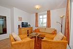Wohnzimmer - FeWo 01: Balkon, Meerblick - Top-Hundeurlaub