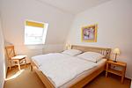Schlafzimmer - FeWo 03: Balkon, Meerblick - Top-Hundeurlaub
