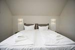 Schlafzimmer - FeWo11: Strand,Balk,Pool,Sauna - Top-Hundeurlaub
