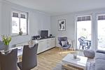 Wohnzimmer - FeWo19: Balkon, Sauna, Schwimmbad - Top-Hundeurlaub
