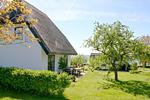 Fassade / Eingang - Haus: Meerblick, Terr, Garten - Top-Hundeurlaub