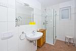 Badezimmer - FeWo02: Balkon, Sauna, Schwimmbad - Top-Hundeurlaub