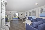 Wohnzimmer - FeWoEG: Terrasse,etwMeerblick - Top-Hundeurlaub