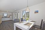 Wohnzimmer - FeWoEG: Terrasse,etwMeerblick - Top-Hundeurlaub