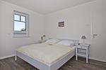 Schlafzimmer - FeWoEG: Terrasse,etwMeerblick - Top-Hundeurlaub