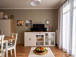 Wohnzimmer - FeWo32: Terrasse, Sauna, Schwimmbad - Top-Hundeurlaub