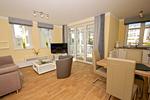 Wohnzimmer - FeWo54: Balkon, Sauna, Schwimmbad - Top-Hundeurlaub