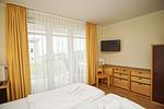 Schlafzimmer - FeWo19: Terrasse, Sauna, Schwimmbad - Top-Hundeurlaub
