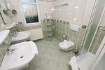 Badezimmer - FW23:Balkon,Meerblick,Sauna,Schwimmbad - Top-Hundeurlaub