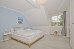 Schlafzimmer - FeWo 11 MEERbucht: Gartennutzung - Top-Hundeurlaub