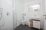 Badezimmer - FeWo 11 MEERbucht: Gartennutzung - Top-Hundeurlaub
