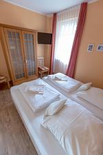 Schlafzimmer - Wohnung 02 - Top-Hundeurlaub