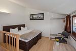 Schlafzimmer - Ferienwohnung Achterdeck nur 50 Meter zum Strand mit Sonnenterrasse - Top-Hundeurlaub