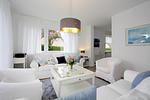 Wohnzimmer - Haus Bullerbü - Top-Hundeurlaub