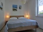 Schlafzimmer - Ferienwohnung KWF-5b EG - Top-Hundeurlaub