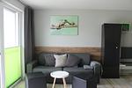 Wohnzimmer - Ferienwohnung KWV11EG "Seefrosch im Küstenwald" - Top-Hundeurlaub