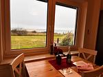 Haushälfte Habel Mehrgenerationenhaus mit Meerblick direkt am Wasser mit Terrasse und Garten - Top-Hundeurlaub