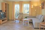 Wohnzimmer - Roter Erik App. 1, EG re - Top-Hundeurlaub