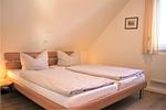 Schlafzimmer - Roter Erik App. 3, DG li - Top-Hundeurlaub