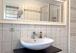 Badezimmer mit Waschbecken - Haus 32c - Top-Hundeurlaub