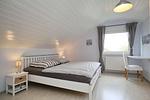 zweites Schlafzimmer mit Doppelbett - Haus 32c - Top-Hundeurlaub