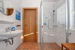 bodengleiche Dusche im Badezimmer - Wohnung 7 - Top-Hundeurlaub