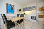 Essbereich mit Küchenzeile - Wohnung 44 - Top-Hundeurlaub
