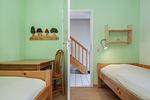 erstes Schlafzimmer mit Einzelbetten - Haus 26b - Top-Hundeurlaub