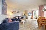 Blick in den Wohn- und Essbereich - Wohnung 122 - Top-Hundeurlaub