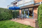 Terrasse mit Gartenmöbeln - Wohnung 09-3 - Top-Hundeurlaub