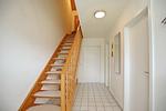 Eingangsbereich mit Treppe ins Obergeschoss - Haus 25d - Top-Hundeurlaub