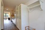 Eingangsbereich mit Blick zum Wohnzimmer - Wohnung 01-3 - Top-Hundeurlaub