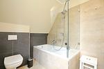 Badezimmer mit Badewanne - Reethaus 20b - Top-Hundeurlaub