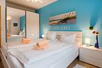 Schlafzimmer mit Doppelbett - Wohnung 3.2 - Kranichrast - Top-Hundeurlaub