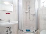 Badezimmer mit Dusche - Wohnung 5-73 - Top-Hundeurlaub