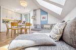 Wohnbereich mit offener Küche - Seeschwalbe - Wohnung 4-62 - Top-Hundeurlaub
