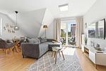 Wohnbereich mit Blick auf den Balkon - 9 OG links - Zur Kogge - Top-Hundeurlaub