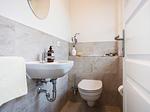 Gäste-WC - Ferienhaus Schilfrohrsänger 18 - Top-Hundeurlaub