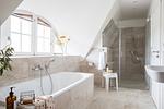 Badezimmer - Ferienhaus Seeadler 24 - Top-Hundeurlaub