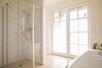 Badezimmer - Ferienhaus Haubenlerche 59 - Top-Hundeurlaub