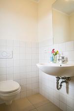 Gäste-WC - Ferienhaus Seeschwalbe 60 - Top-Hundeurlaub